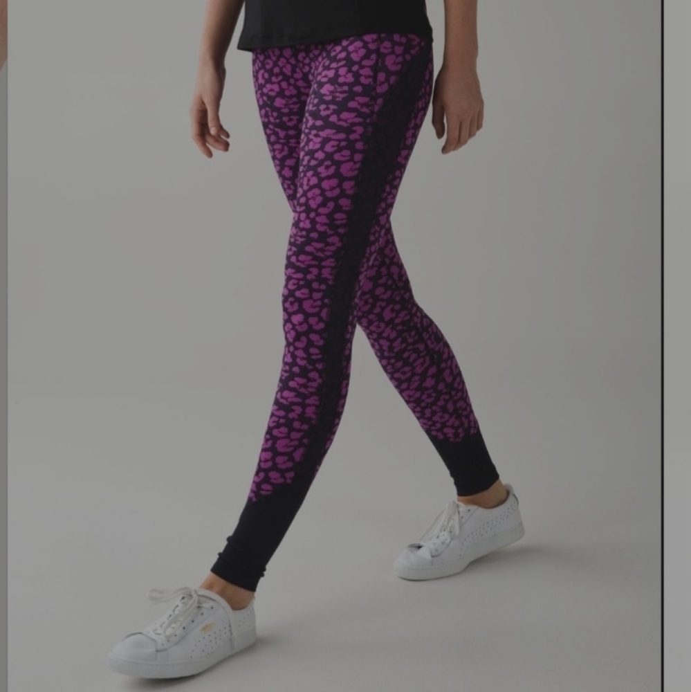 Lululemon Size 2 Drop It Like It's Hot Cheetah Print Leggings in Mini Cherry